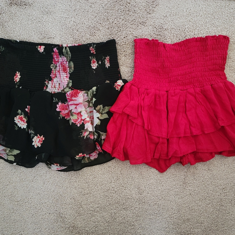 Two ruffled Skorts XXS